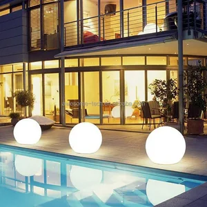 Luxury Designer Outdoor LED Solar Ball Kugel Lampen IP66 Garden Decor with Battery Power Supply