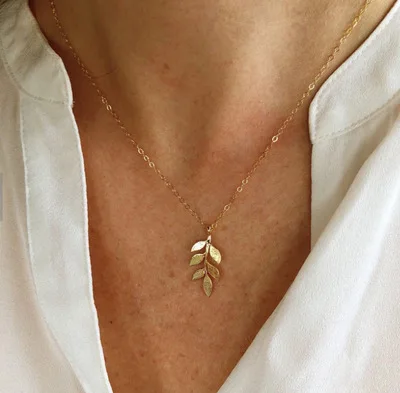 Fashion New Choker Design Leaf Pendant Female Gift Jewelry Simple Necklace  Cute Attractive Zincalloy Gold Plated Necklace - Buy Leaf Pendant