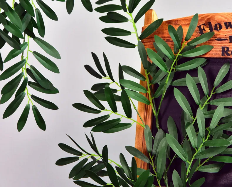 Wholesale Artificial Hanging Fern Greenery Artificial Olive Tree Branches Leaf For Wedding Stage
