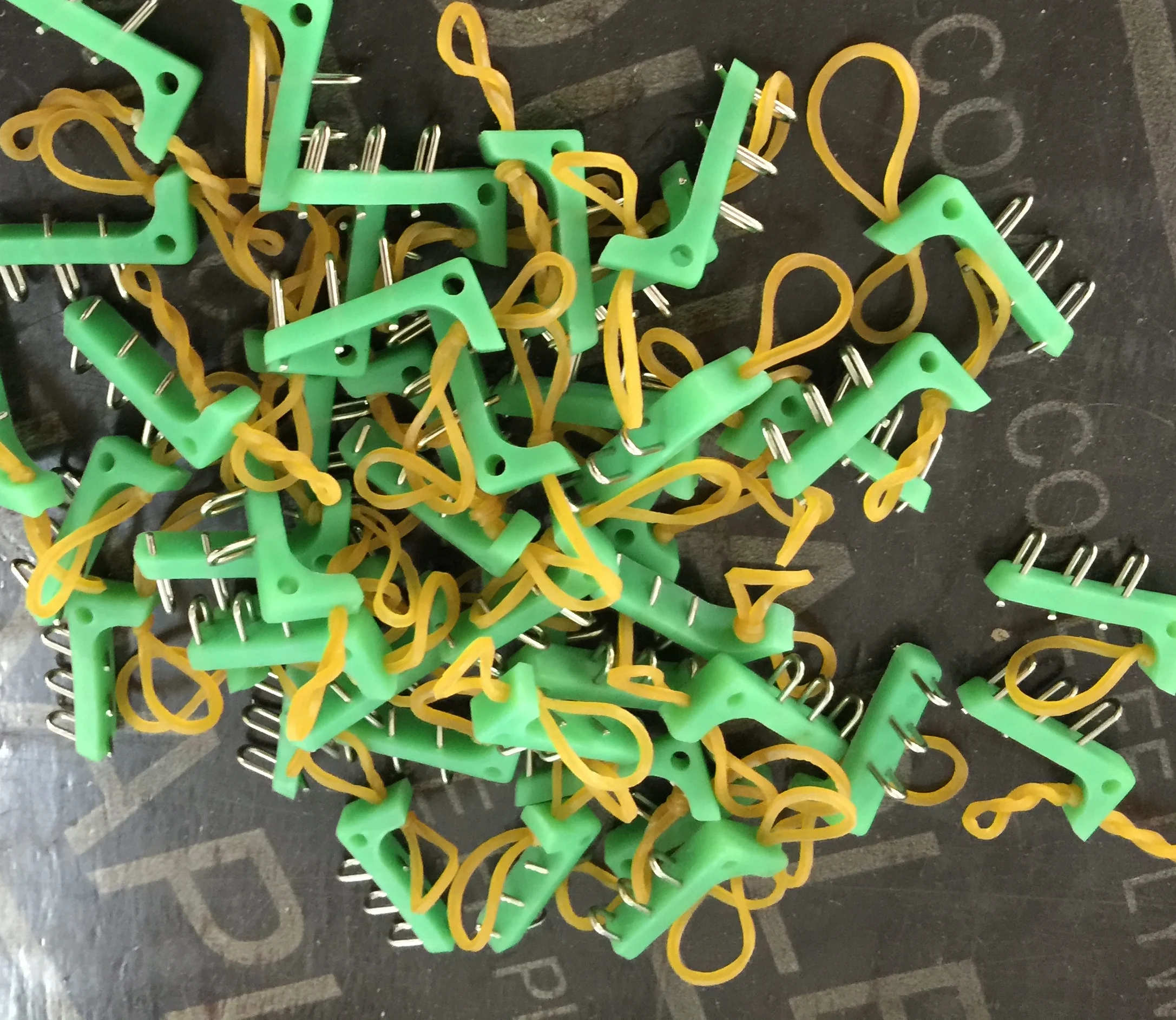 Shuttle Loom Spare Part Shuttle Picker with Picking Stick Supply for Textile Machines