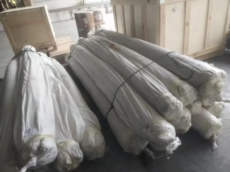 linen fabric packing