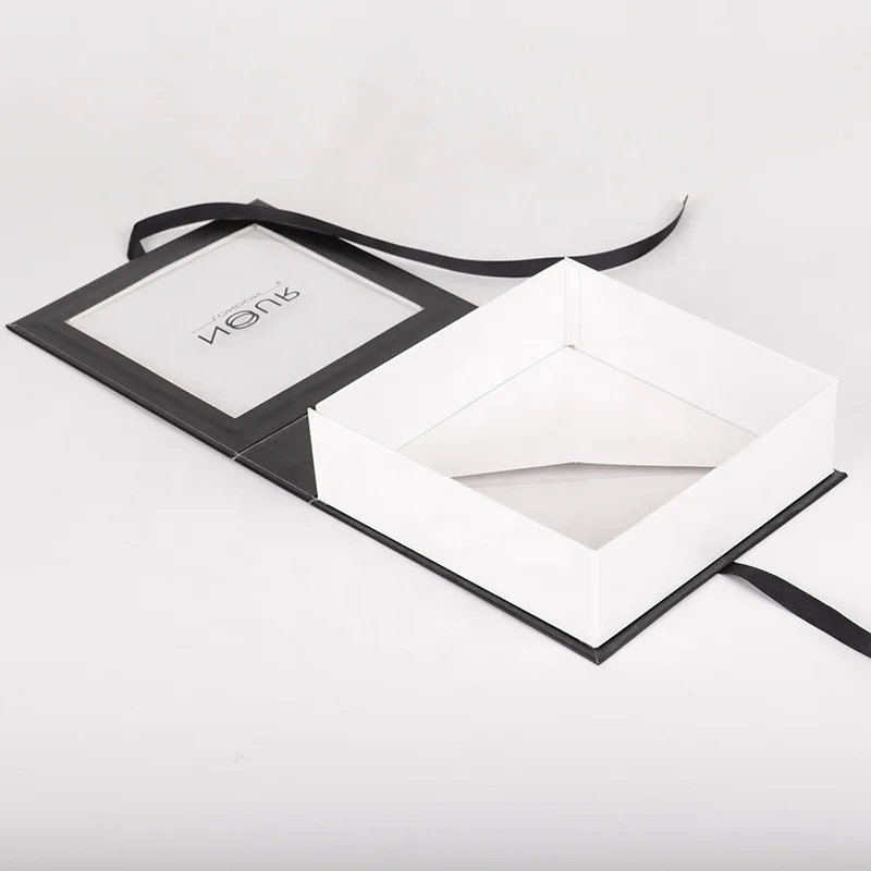 Custom FSC Luxury Folding Paper Gift Box with Clear Window Magnetic Closure for Clothing Scarf Jewelry Cosmetics OEM