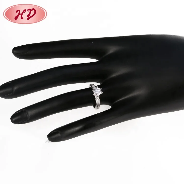 Beautiful Jewelry Single Stone Simple Design Couples Finger Ring for Wedding
