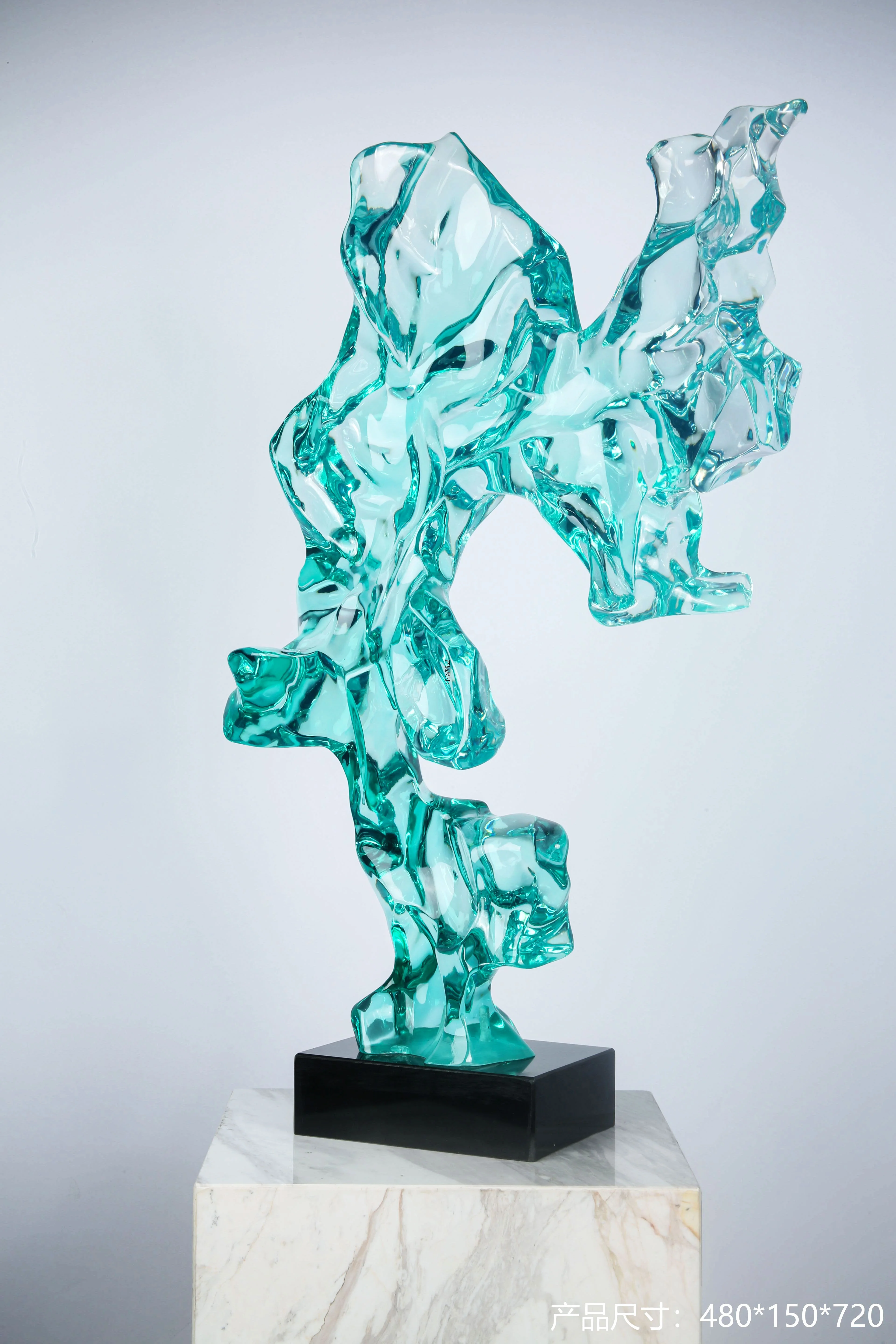 Custom Contemporary Clear Resin Abstract Art Transparent Light Green Table Decoration Sculpture