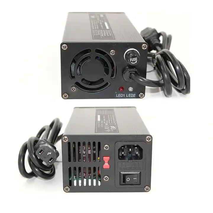 Li-ion 充電器 101005-01.jpg