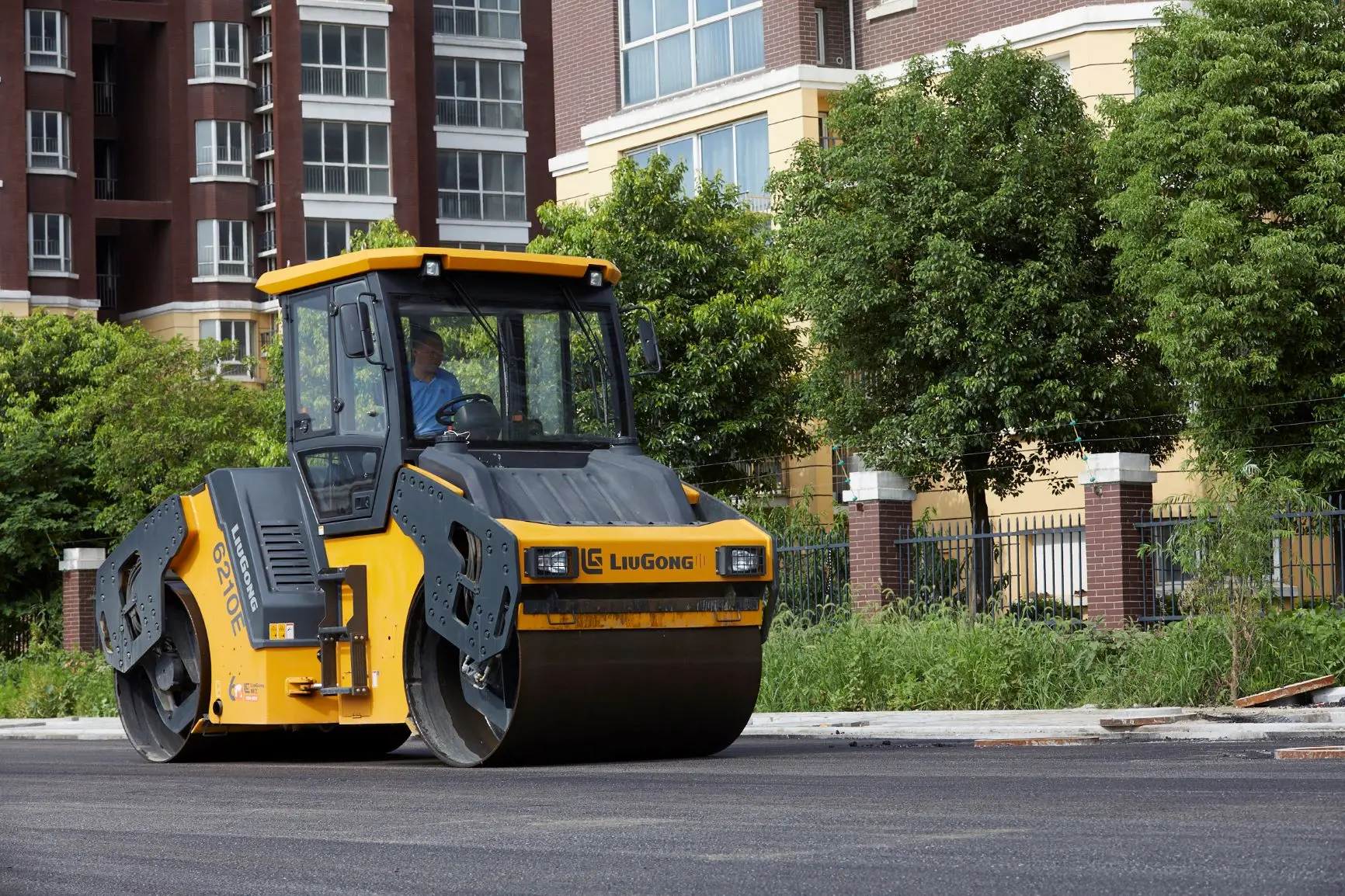 Clg E Tandem Drum Roller Used For Asphalt Road Construction View