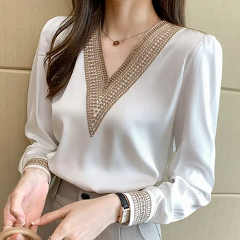 Long Sleeve White Blouse Women Blusas Mujer De Moda Embroidery V-Neck Chiffon Blouse Shirt 8301
