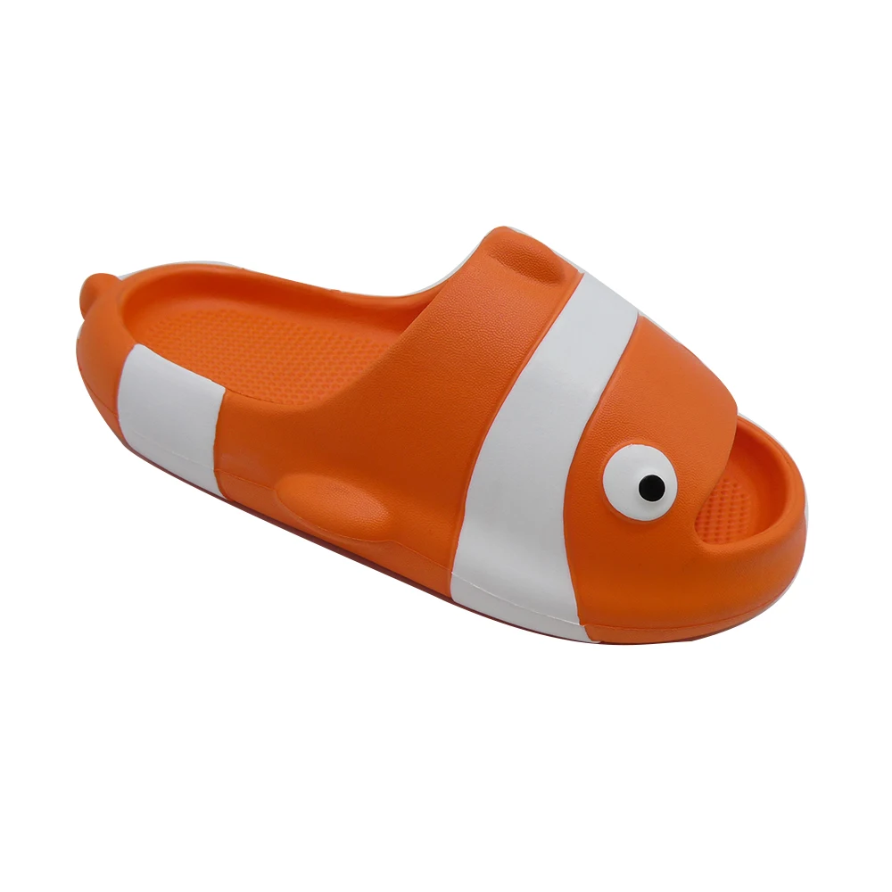 Over of Clown Fish Bath Slippers Super Cute Indoor Anti-slip Four Seasons Style Home Slipper
