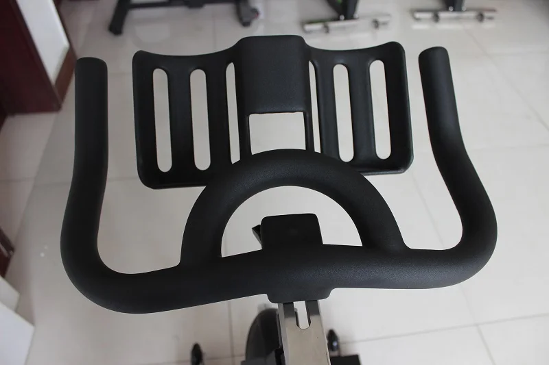 Профессиональный Магнитный бесшумный для помещений для тренажерного зала Star Trac, спиннинг-велосипед