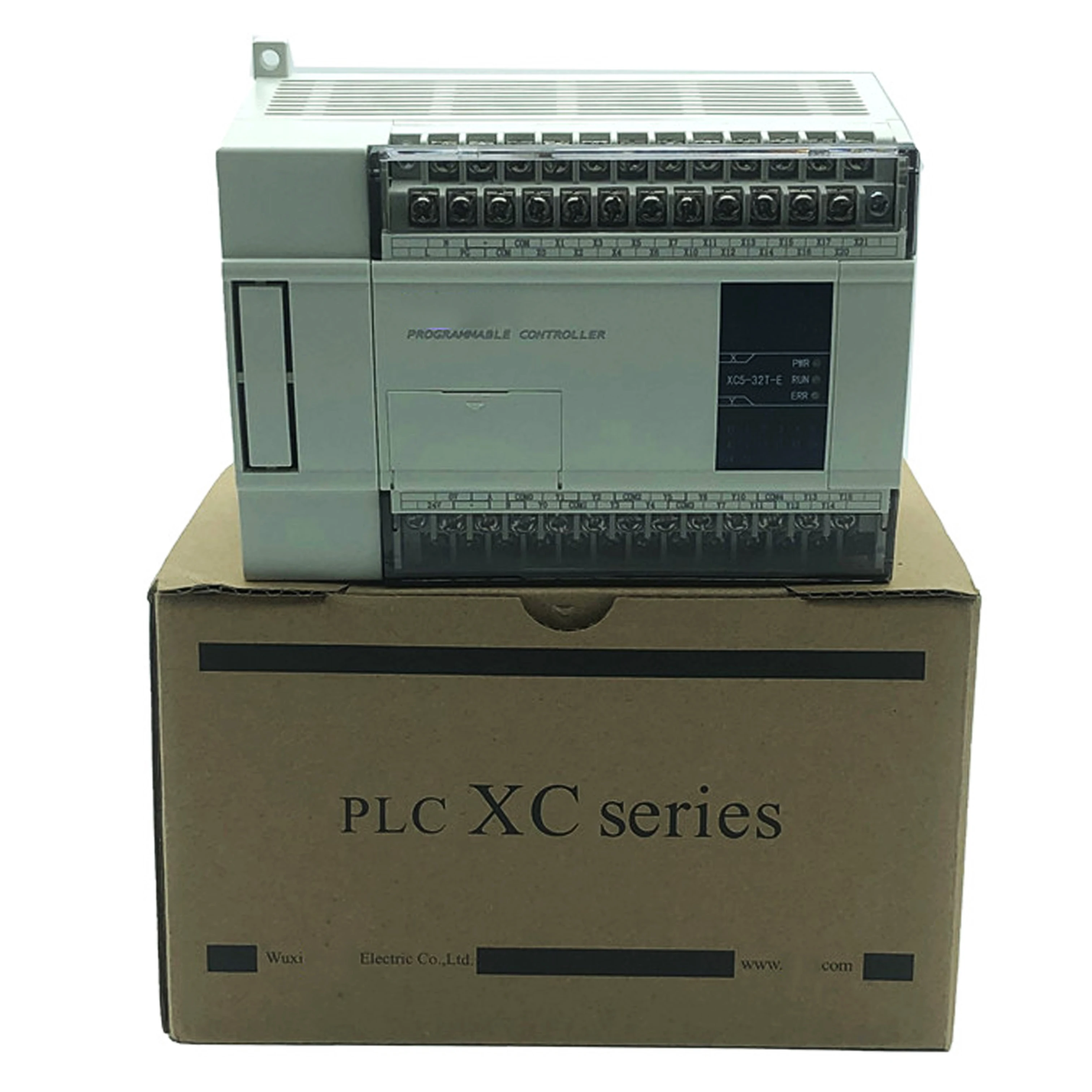 Nuevo y original: controlador PLC XC5-32T-E Xc532te, disponible en almacén