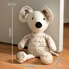 Mickey Mouse colorato in stile lettere inglesi
