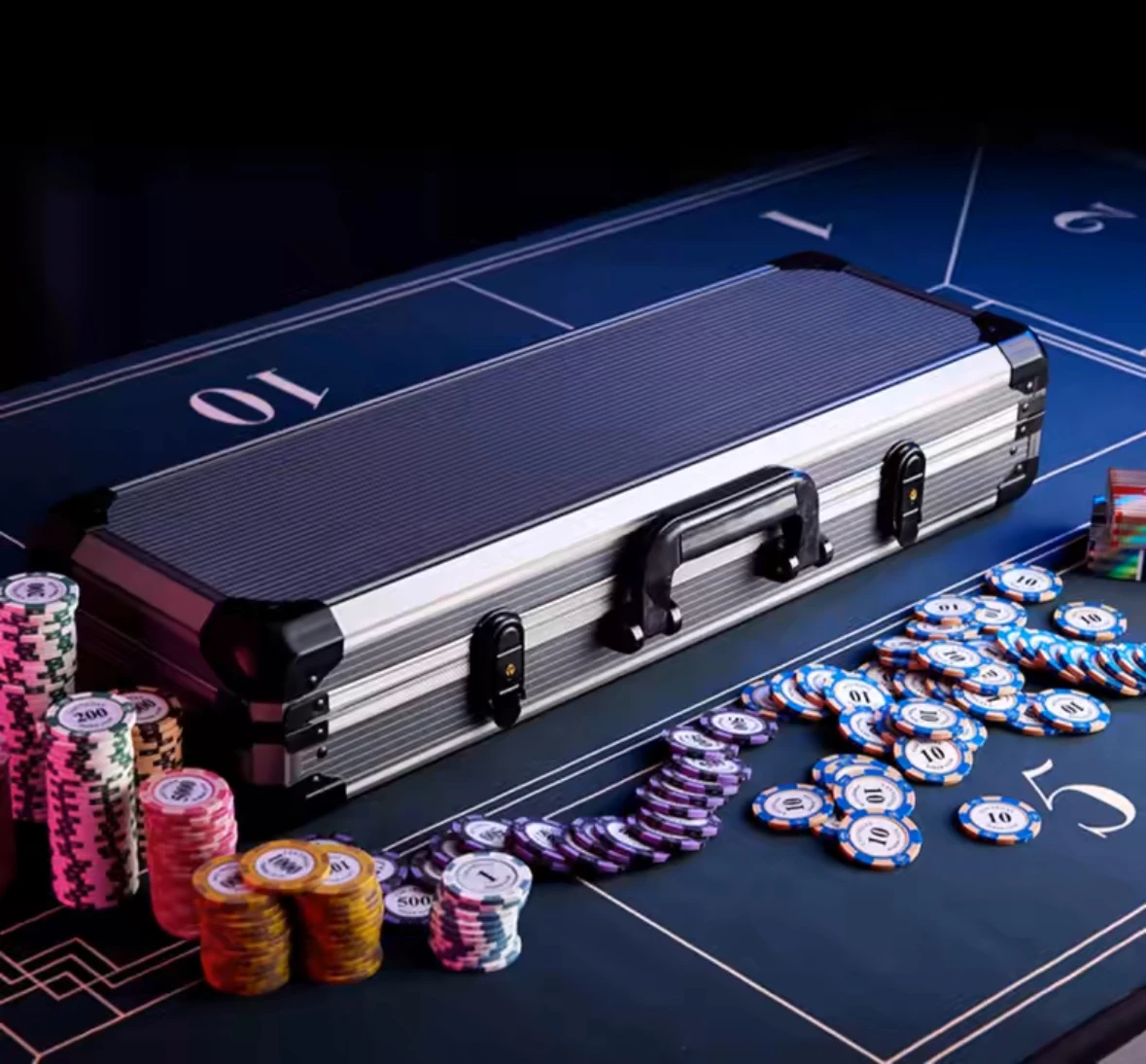 Черный алюминиевый корпус из красного дерева с бляшками для казино 500 хранения фишек покера и транспортировки стильных чипов