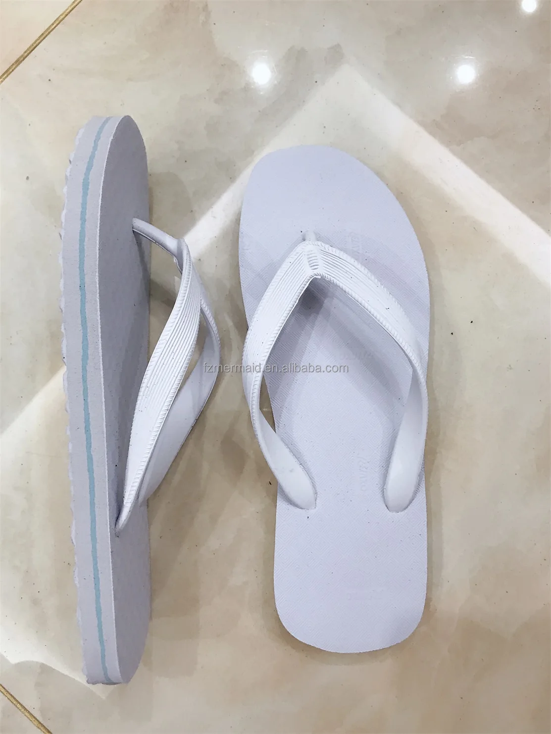 2024 High Quality Plain Flip Flops Wholesales in Bulk Men Slippers Beach Custom Flip Flops Home slippers