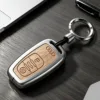Étui à clés en grain de bois chrome-beige perle de style C, clip pratique