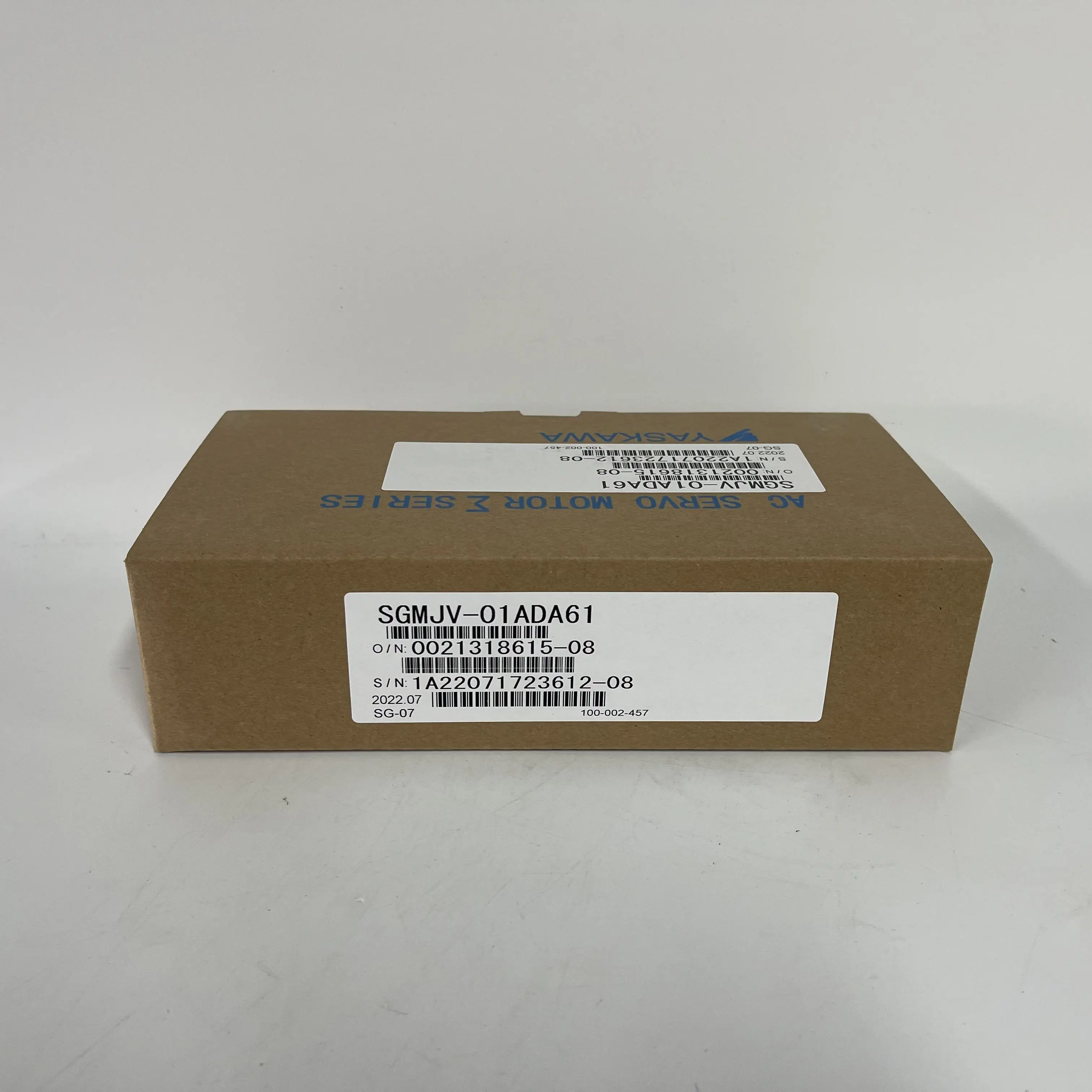 Yaskawa AC Servo Motor SGMJV-01ADA61