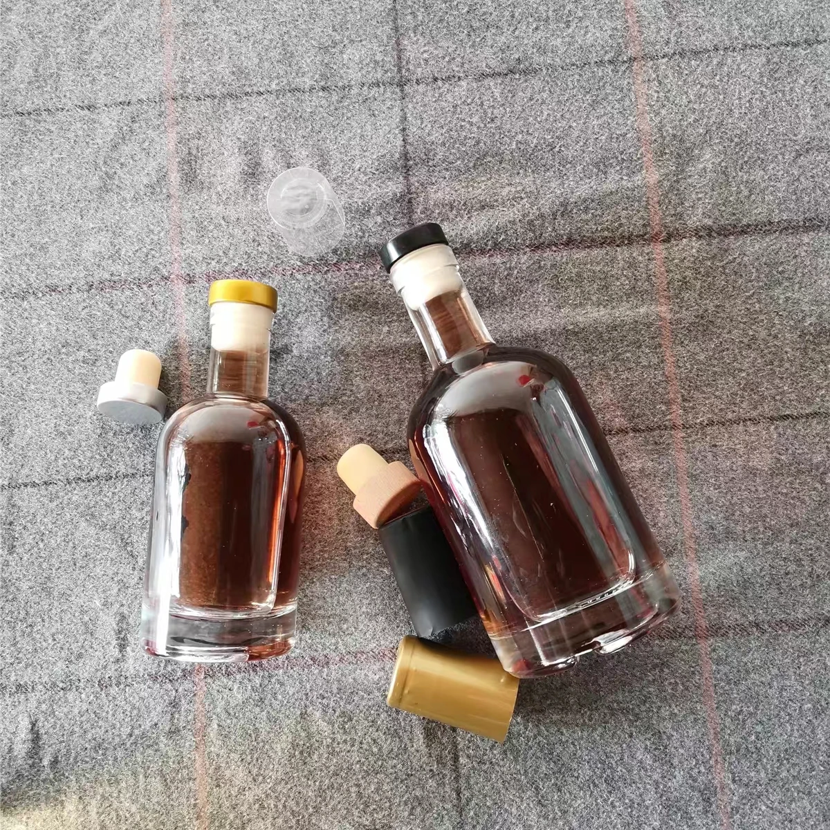 200ml 375ml 500ml 750ml 1000ml Round Glass Liquor Wine Bottle Whisky