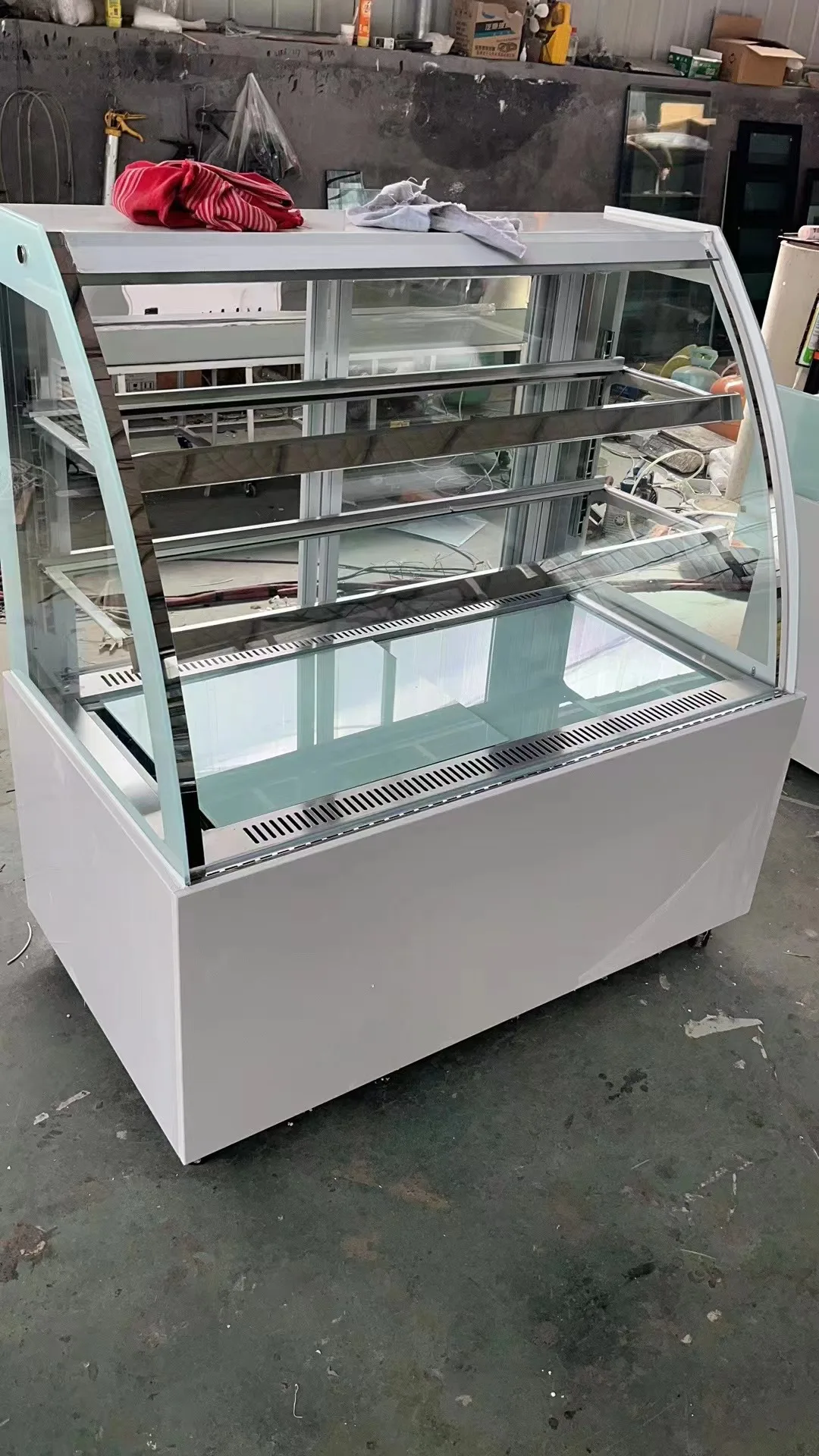 Cake Refrigerator Direct/air Cooling Fridge Refrigerator Desktop/vertical showcase Cake Display Refrigerator for Sale Commercial