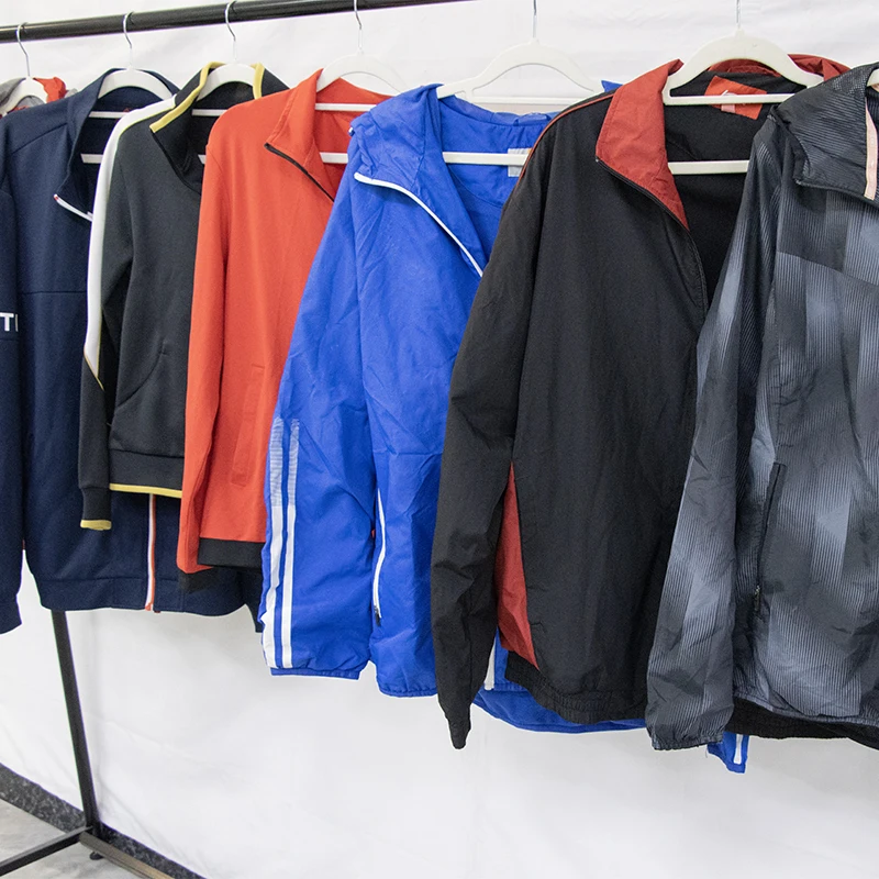 Balles de vêtements d'occasion de marque Thrift de qualité supérieure  vêtements d'occasion à vendre en Afrique du Sud