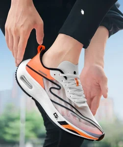 Wholesale New Brand Logo Customize Men Fashion Casual Sneakers Mesh Breathable Air Cushion Sports Marathon Running Shoes for Man