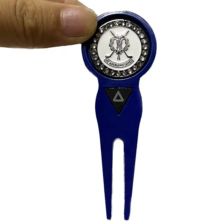 Personalized Metal Gift for Golfers Custom Pitchfork Mark Repair Tool Golf  Divot Tool With Name Engraved supplier