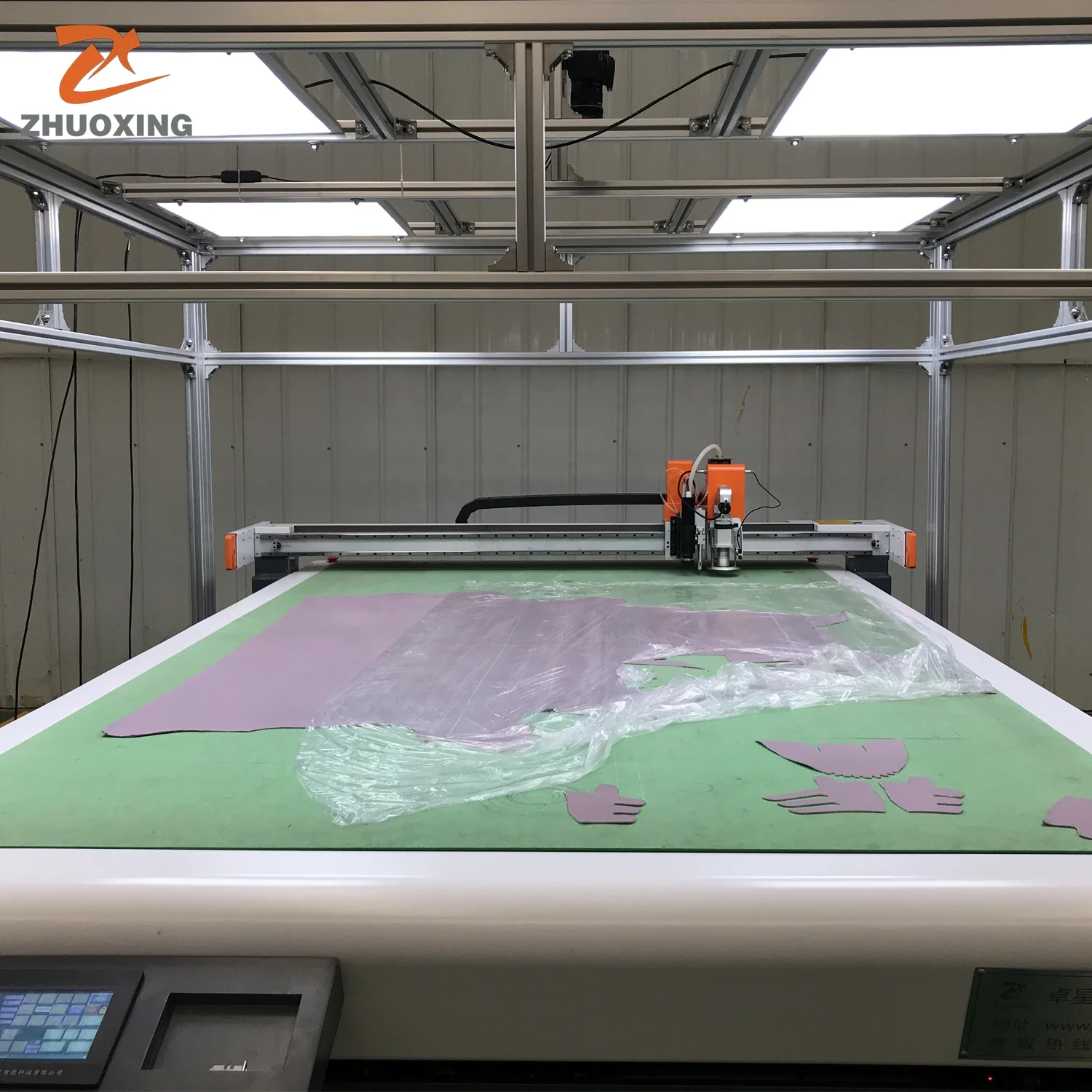 ZXT CNC Flatbed Natural Leather Car Seat Cover Making Machine Automatic Cutter Machine Pure Leather Cutting Equipment