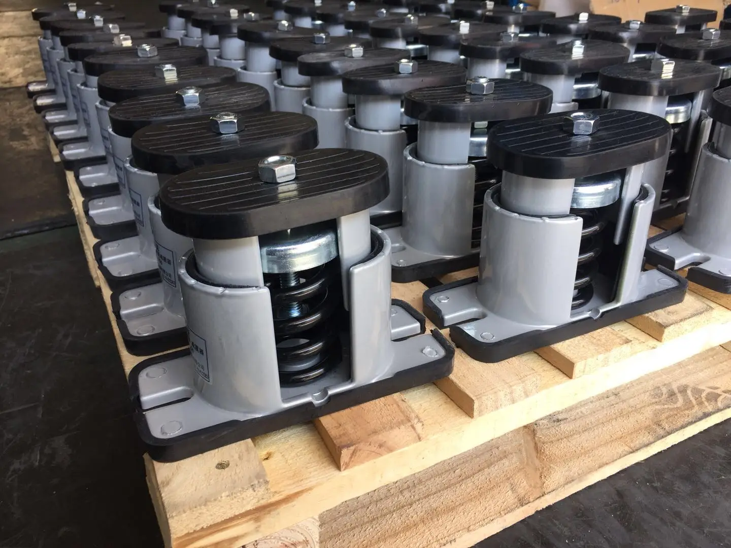 Professional Suppliers Anti Vibration Springs Isolator Mount Floor Vibration Isolator Oil Resistance Mount for HVAC Systems