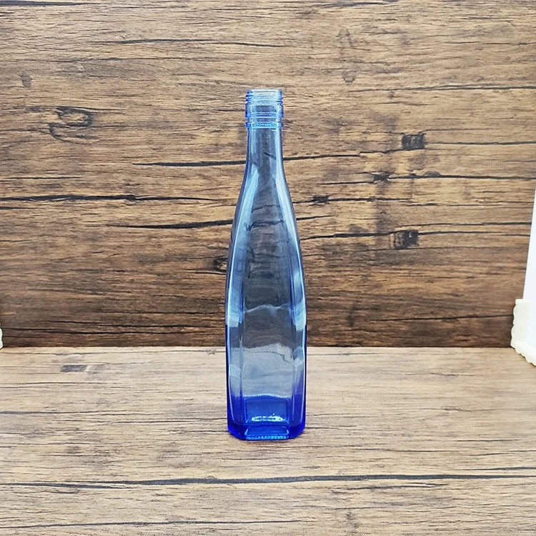 500ml Light Blue Glass Wine Bottles with ROPP Cap for