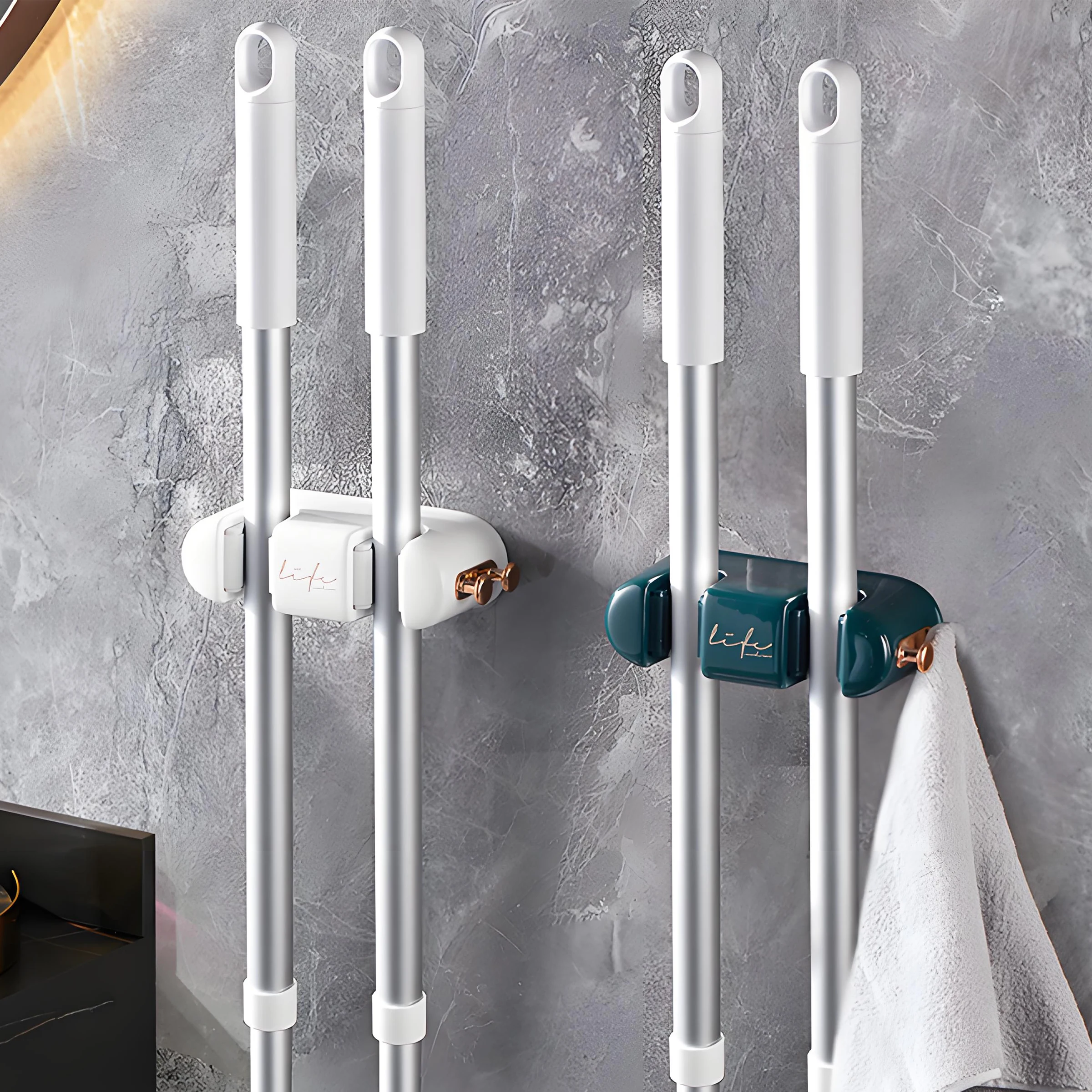 Hot Home Multifunctional Wall-Mounted Bathroom Storage Racks Hole-Free Plastic Rag Hooks Broom Mop Clip Storage for Kitchen Use