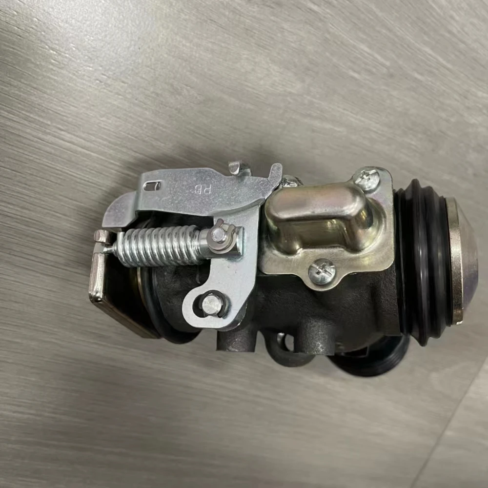 Auto Brake System Spare Parts Brake Wheel Cylinder for ISUZU FSR 8