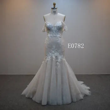 Factory Supply/Special Design/off-shoulder sleeves /Bridal Gown/High Quality/  ivory Graceful /Mermaid wedding dress