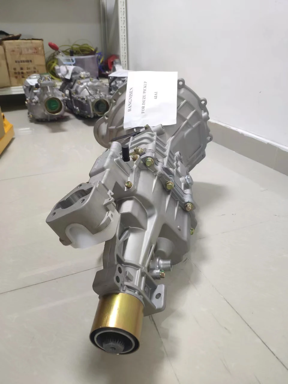 Wholesale 4JB1 4JA1 Manual Transmission Gearbox for Isuzu D-Max