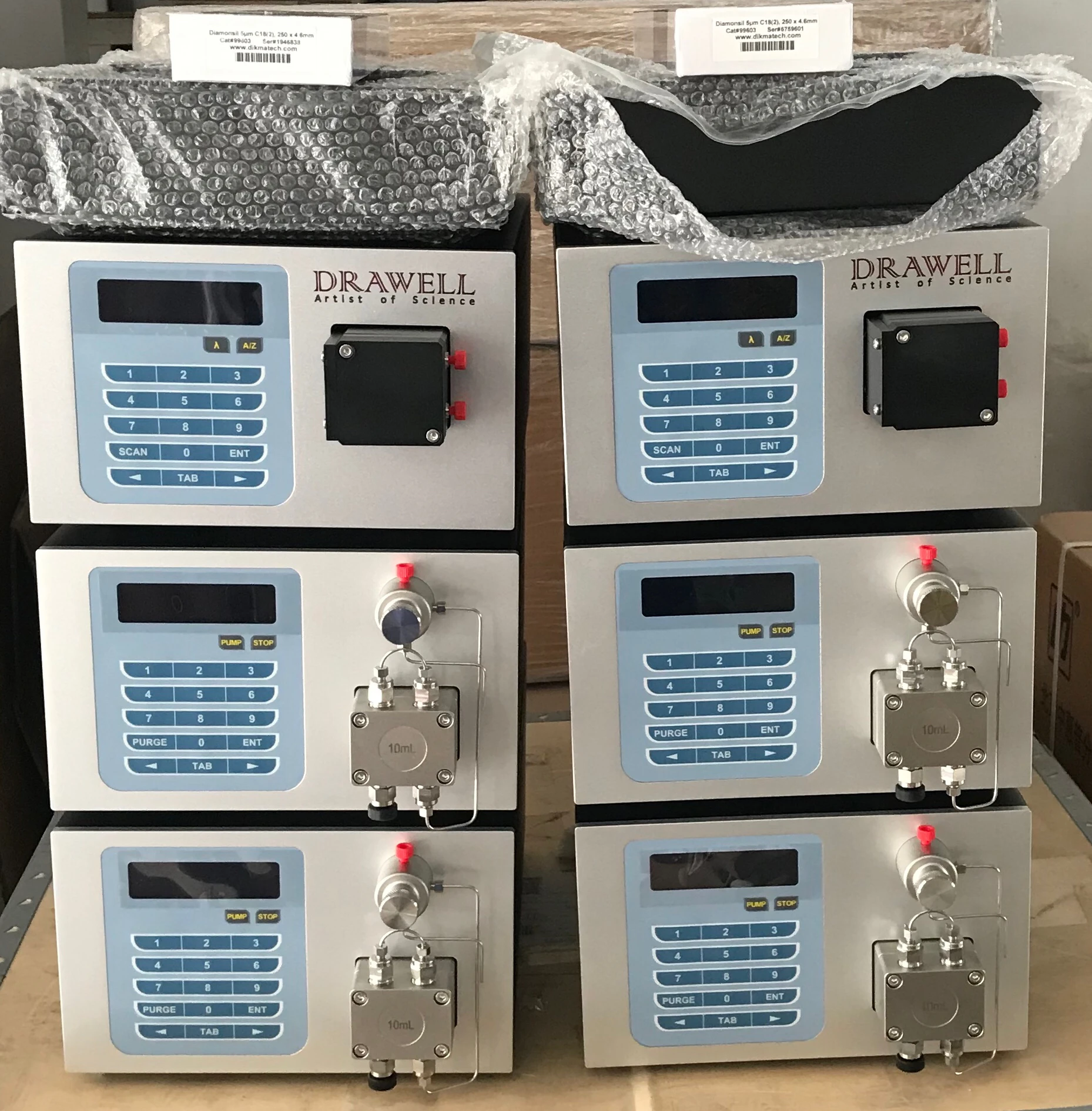 High Performance Liquid Chromatography Equipment Laboratory  With Columns and Autosampler Honey Test Hplc