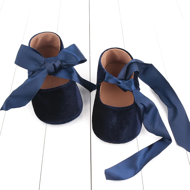 Топ amazon 2021 для детей ясельного возраста; Для маленьких девочек; На мягкой подошве; Нескользящие носки для малышей, младенцев мультфильм детская обувь повседневные DGKH-030