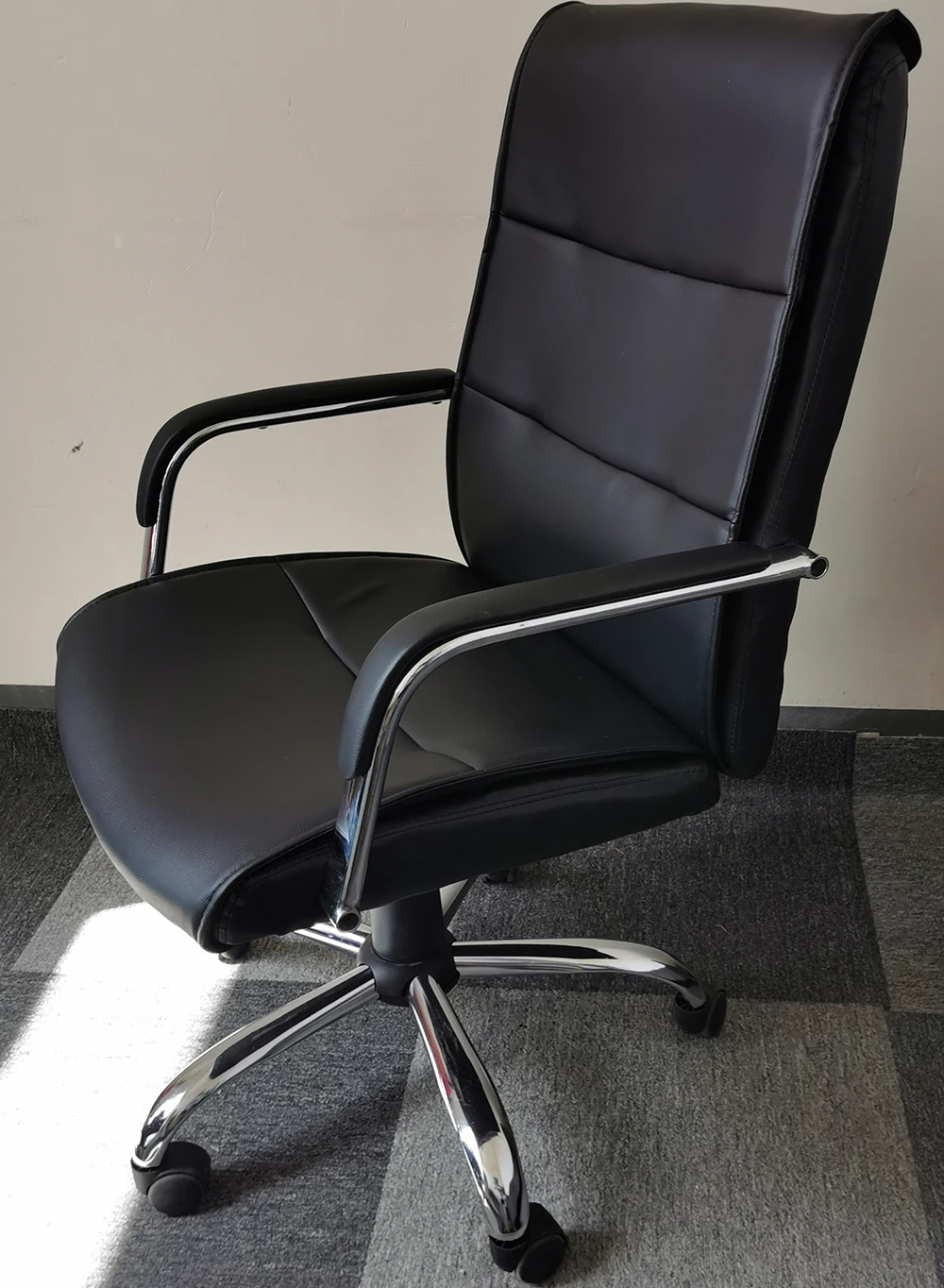 High Quality Classic Style Swivel High Back Leather Staff Office Room Computer Chairs