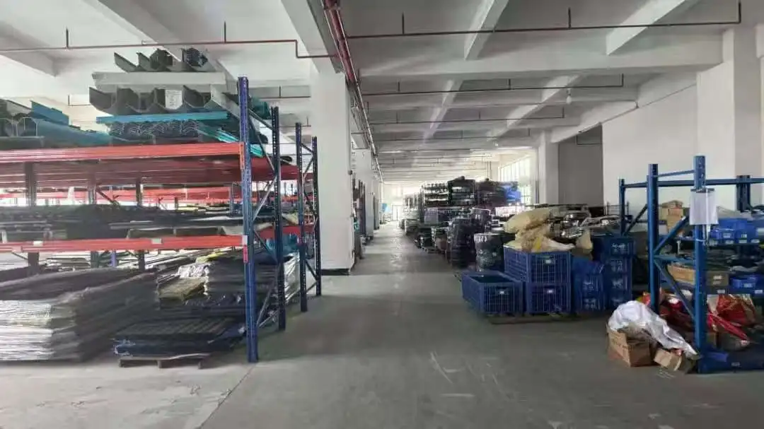 Guangzhou Longgan Car Accessories Co., Ltd. 1
