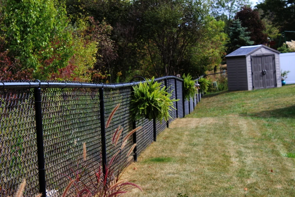 8 Foot Chain Link Fence Walkway Pvc Coated Chain Link Fence - Buy Chain ...