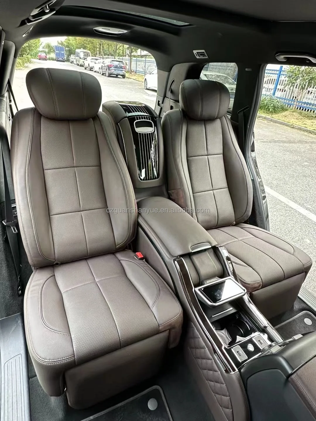 G-class Center Console Armrest with Maybach Table and Refrigerator Used Aluminum Alloy Material for G-class Nissan Patrol