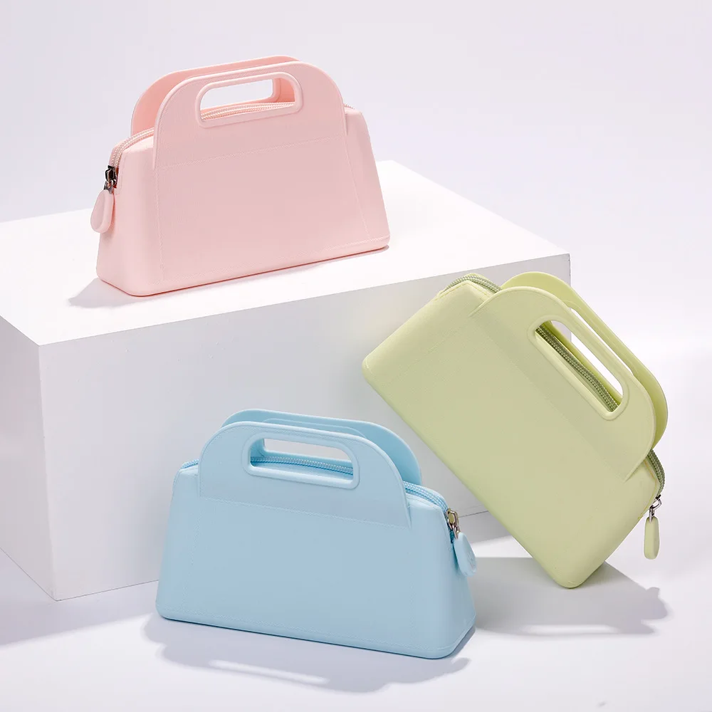 Promotional Cheap Colorful silicone women purse and wallet with zipper