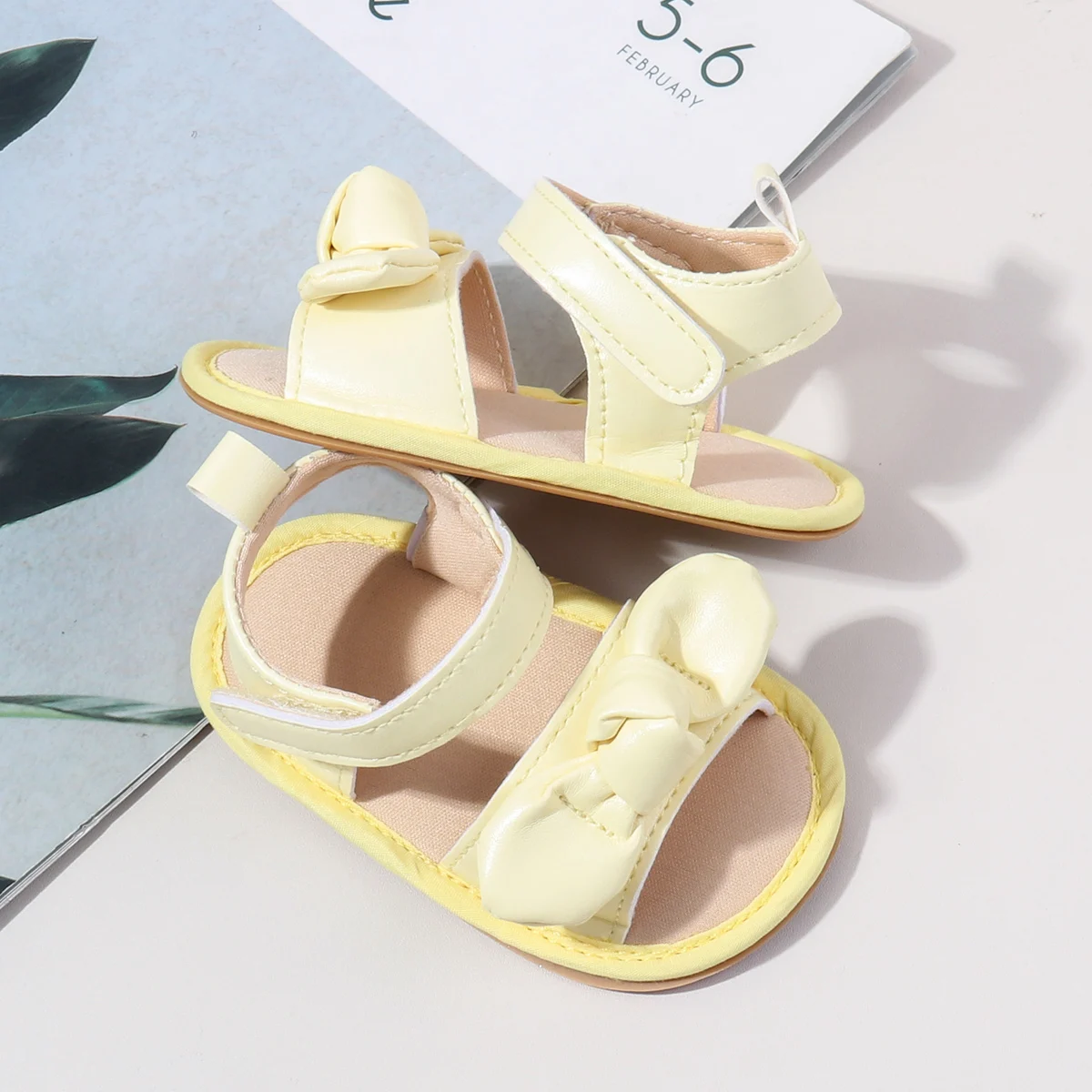 Beautiful Bling Design PU Leather Baby Infant Newborn Girl Princess Shoes 2025 details