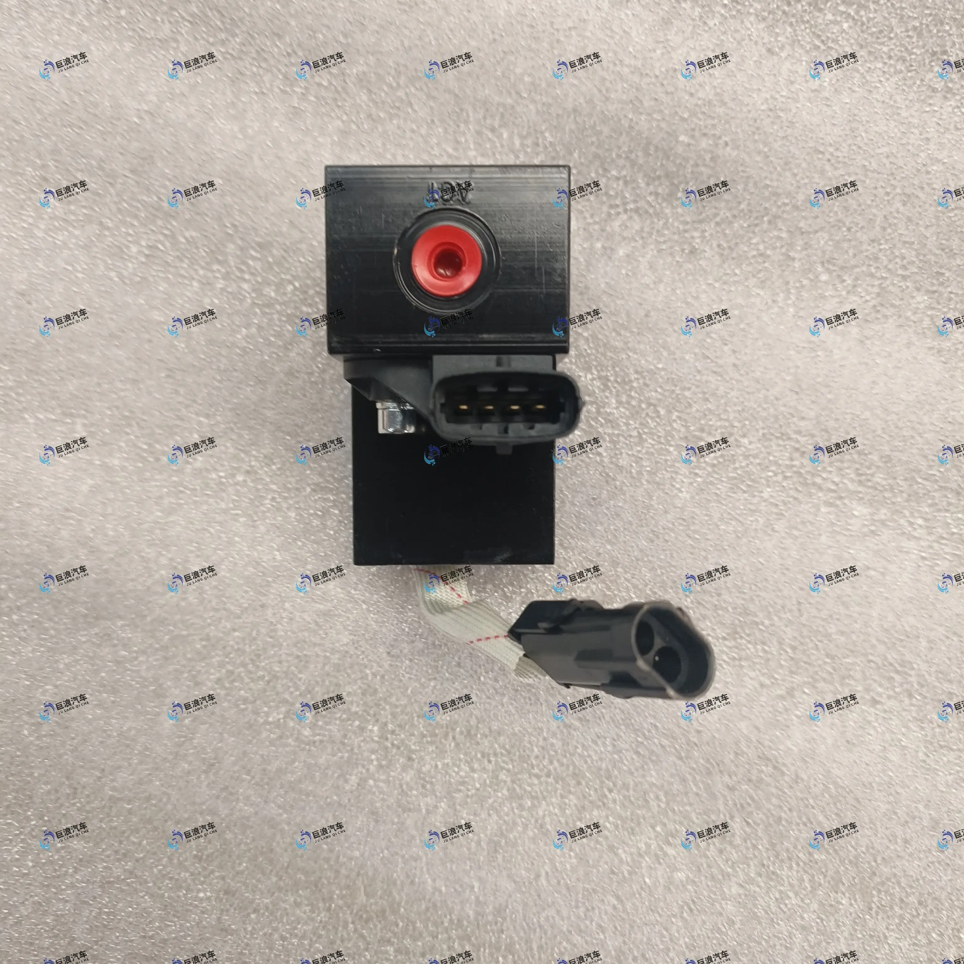 SINOTRUK HOWO Good Performance Low Price OEM A7 T7 Spare Parts VG1560110426 Wastegate Control Valve
