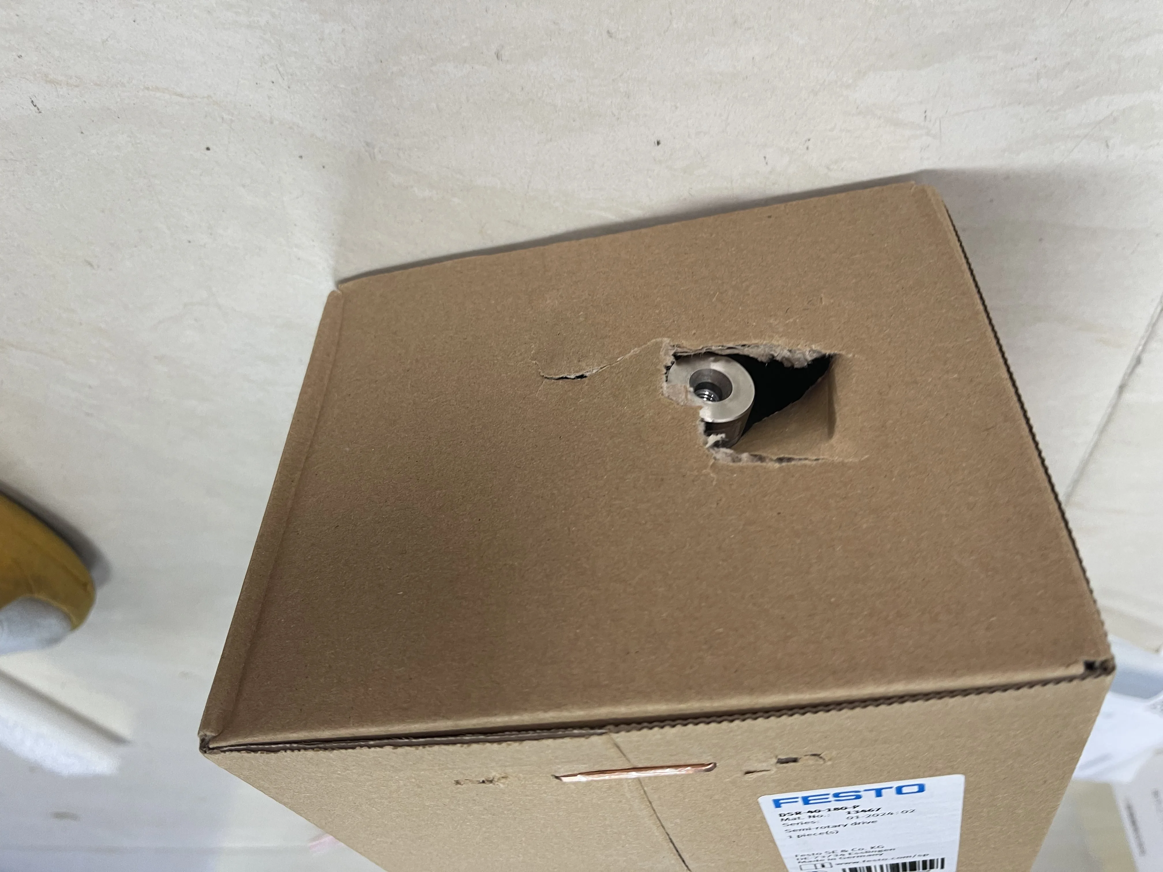 Festo Semi-Rotary Drive DSR-40-180-P Festo Semi-Rotary Drive DSR-40-180-P