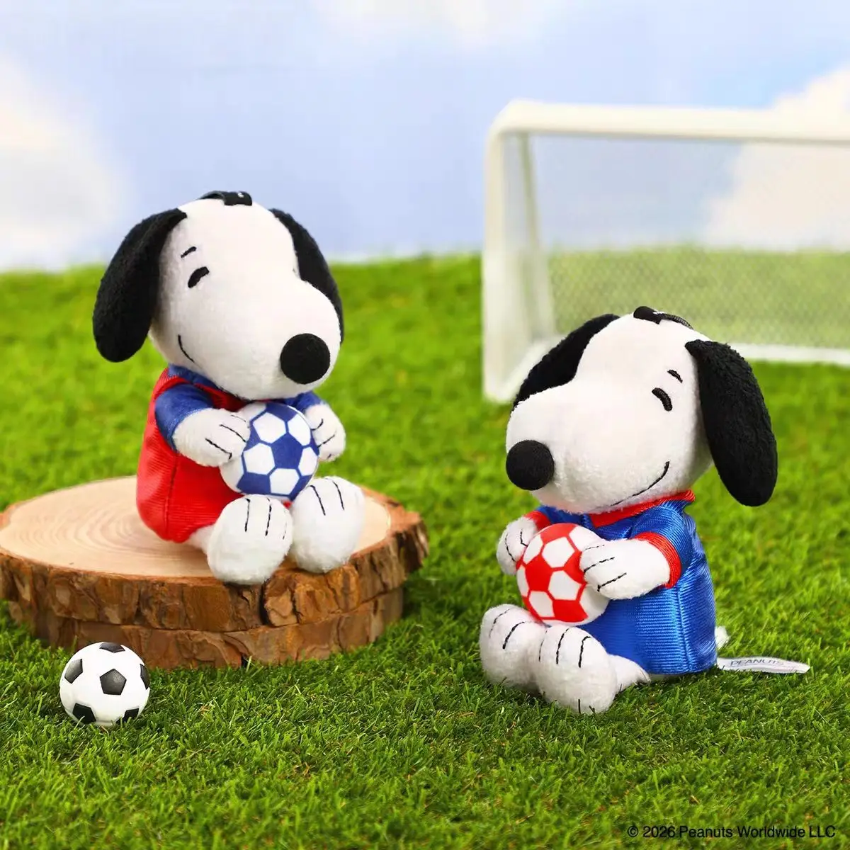 2026 Limited 100% Original 6PCS/Case Peanuts Snoopyed Football