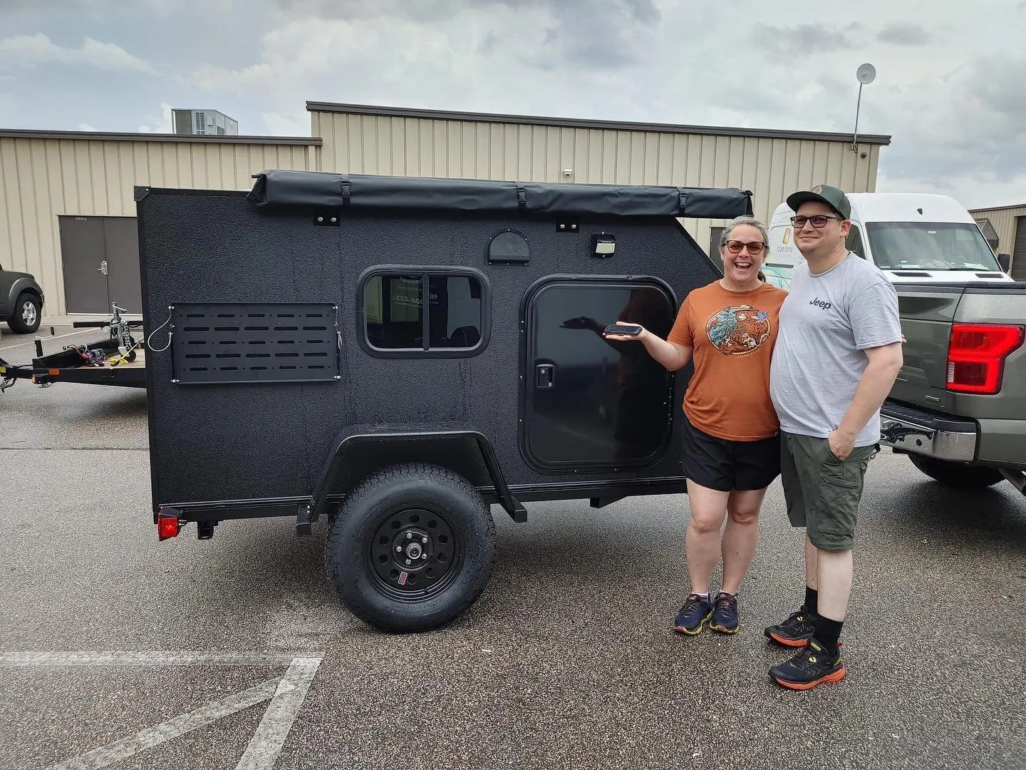 Small Mini Light Weight Off Road Offroad Motorcycle Travel 4x4 Camping Trailer With Rooftop Tent