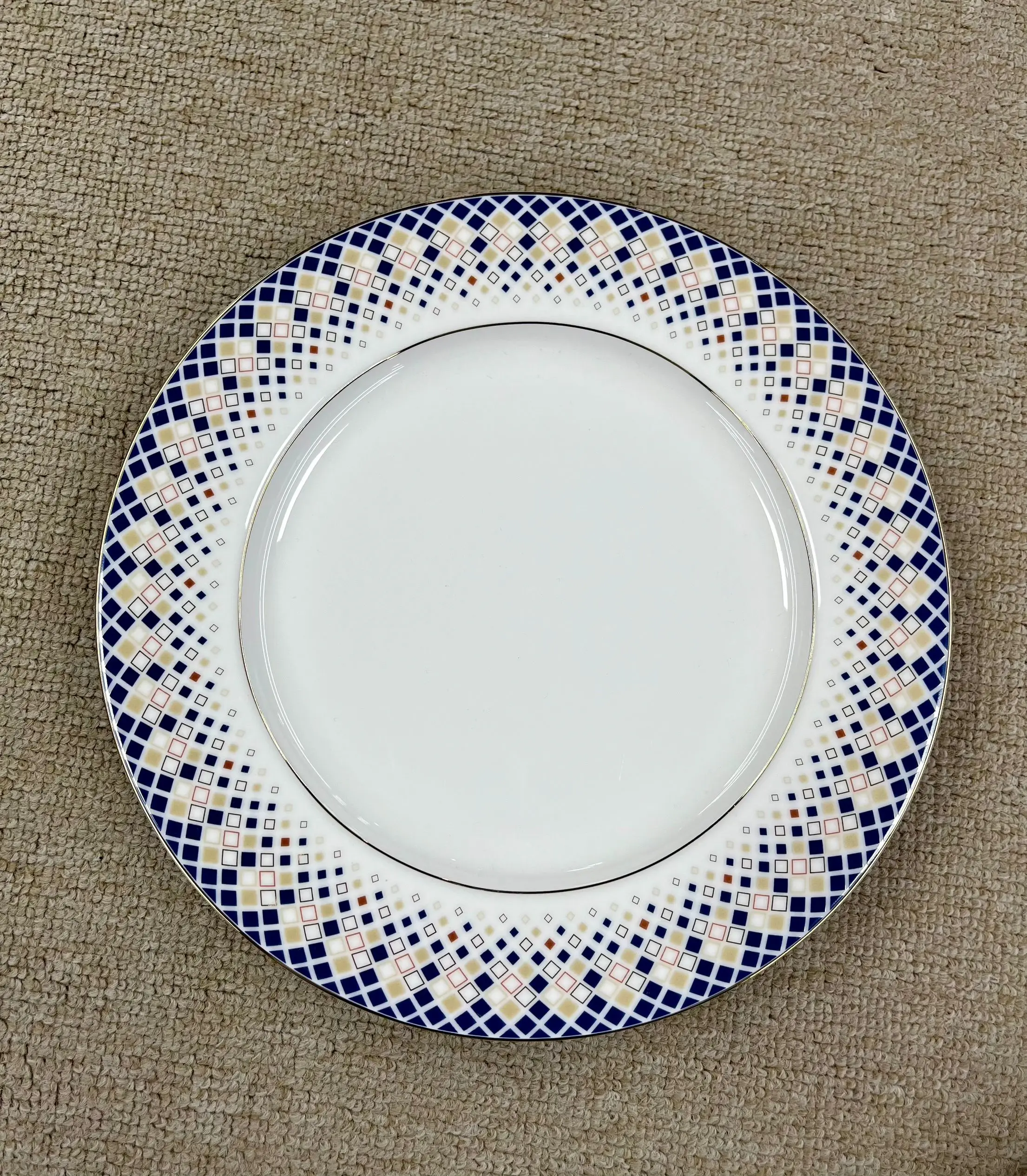 10.5 inch 7.5 inch Porcelain Blue and White Mosaic Elements Plate