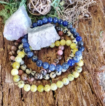 Bracciale fatto a mano con bottoni - Gioielli - Bracciali e cavigli