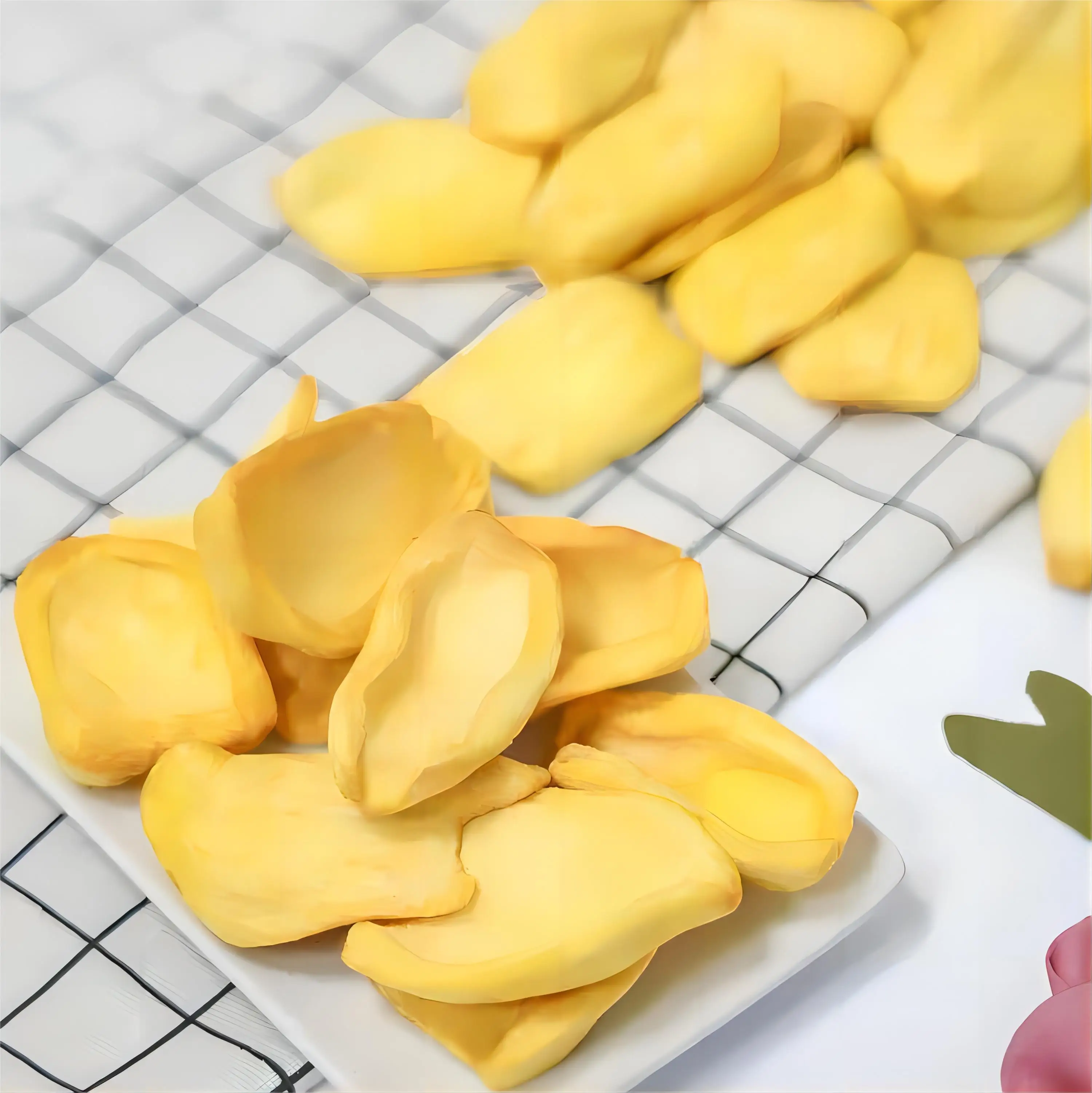 Healthy Snacking Redefined: Crispy, All-Natural Vacuum-Fried Jackfruit Chips supplier