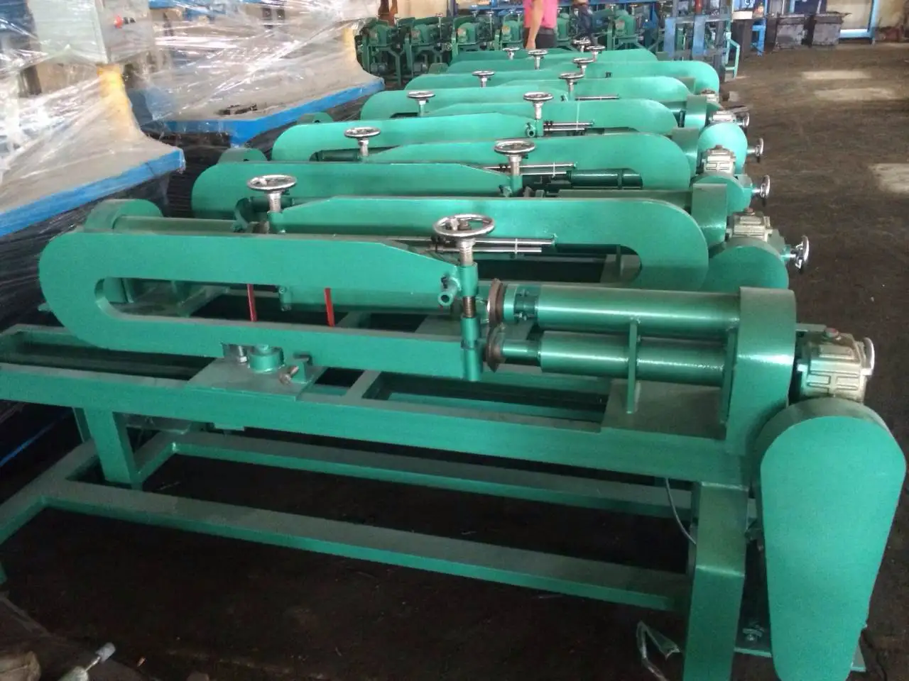 Motorised and Manual Circular Cutting Shears Metal Sheet Circular Shearing Machine for Sale