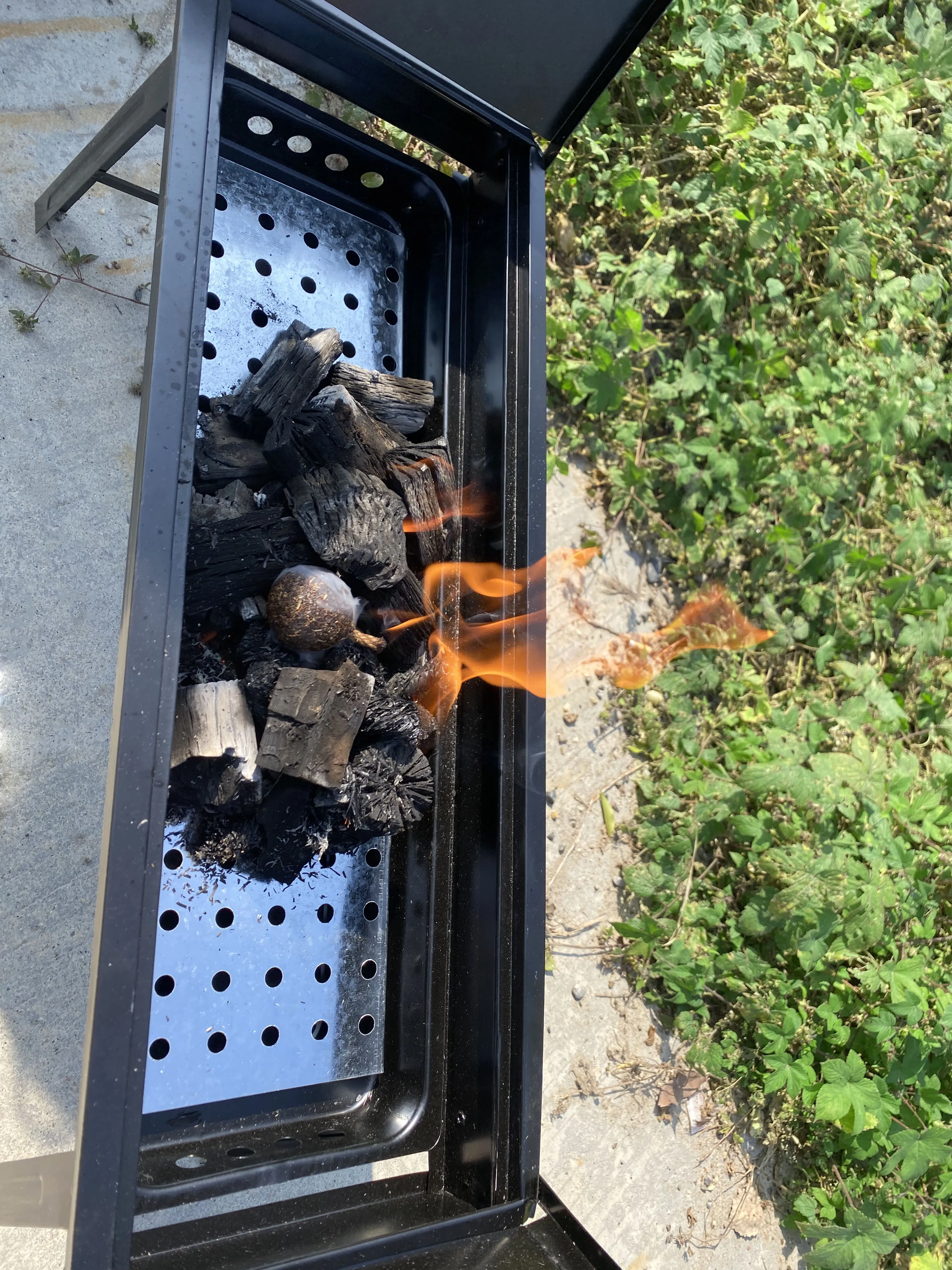 Factory Waterproof Solid Fire Starter Outside Fire Charcoal Starter-Indoor Fire Starter Cubes for Fireplaces,Grills,Wood Stoves