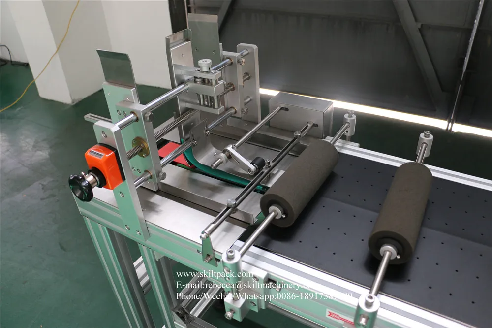 Automatic Feeding Label Applicator For Empty Bags Labeling Machine