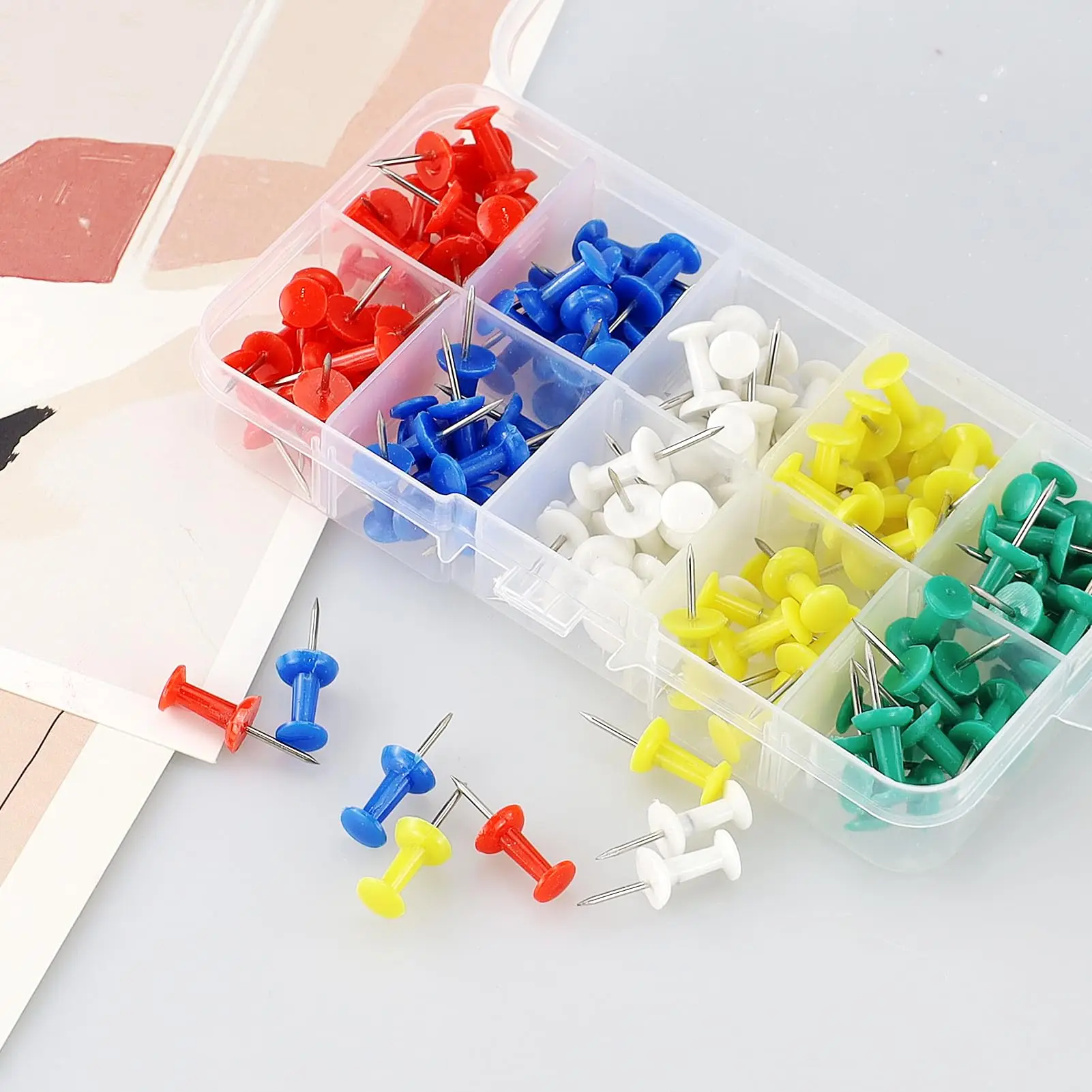 Pushpins with Plastic Heads in Various Colors, Suitable for Home, Office, and Stationery Use.